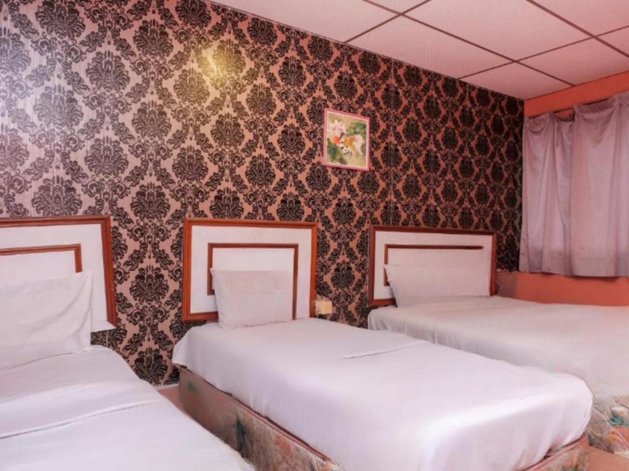 Hotel Tiara Chukai Zewnętrze zdjęcie