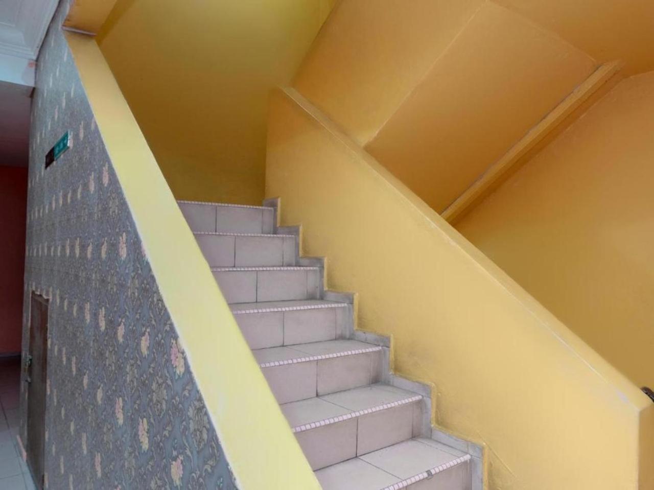 Hotel Tiara Chukai Zewnętrze zdjęcie
