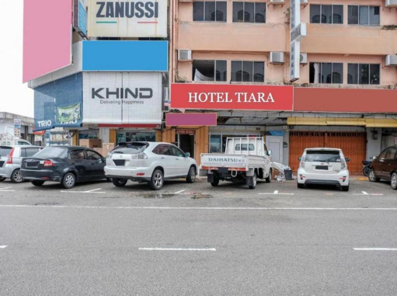 Hotel Tiara Chukai Zewnętrze zdjęcie